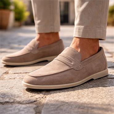 Tommy Bowe Musgrove Slip On Loafer - Stone Suede